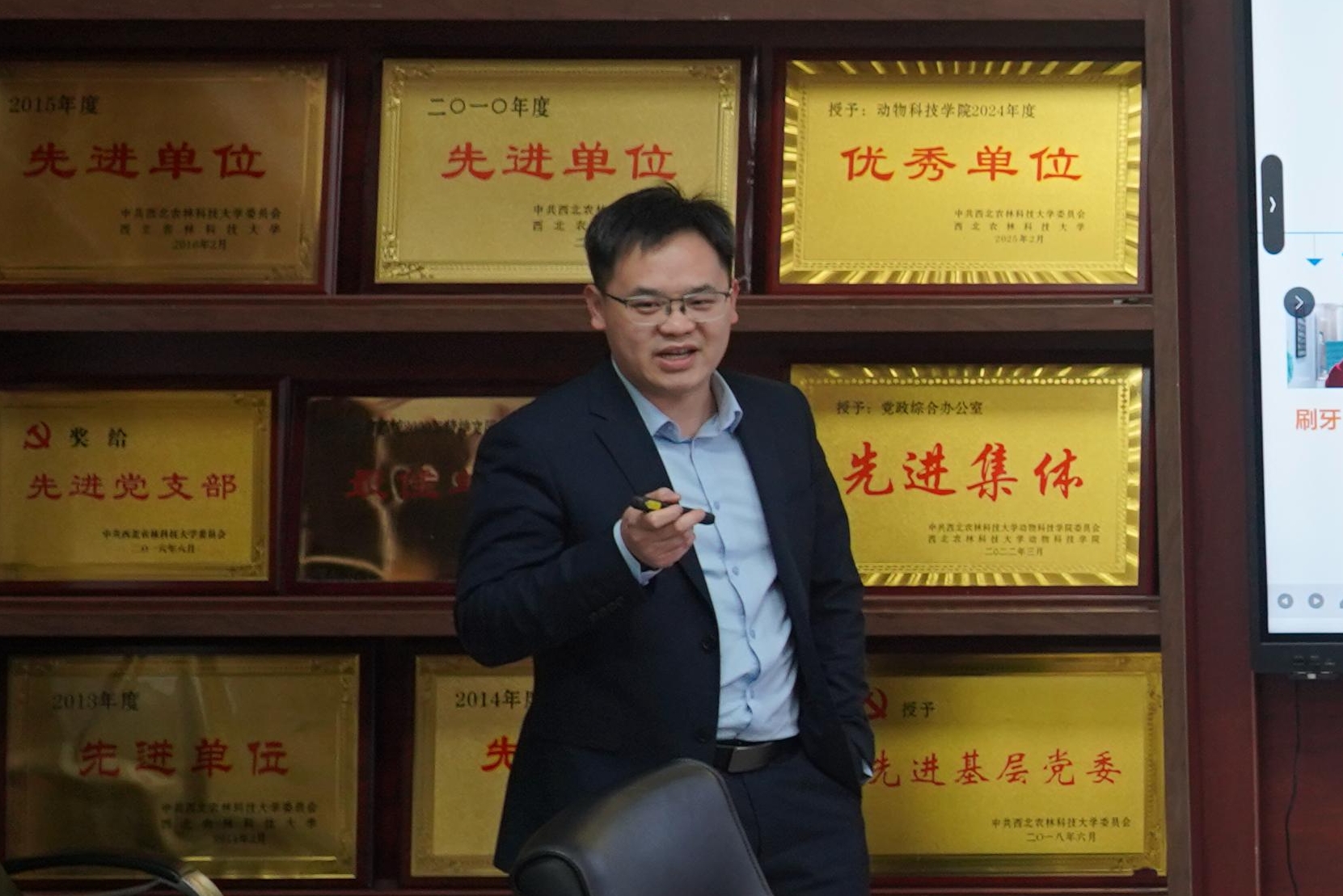 3.jpeg