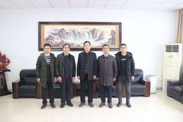 dd1bc1c5902240afa72d9e8a46730036.jpg