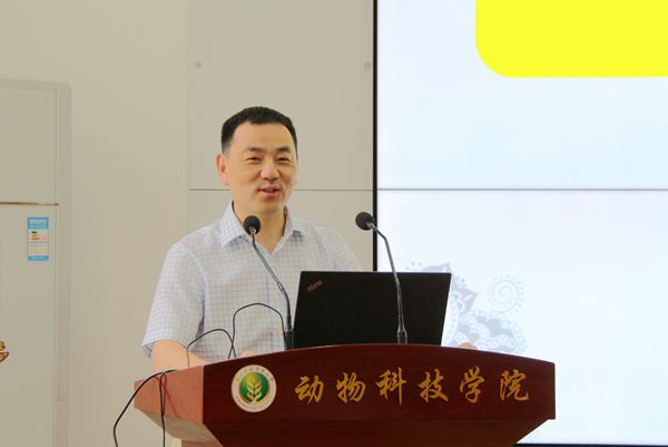 1a2a8957e8a94cb3ab39d88651f86611.jpg 周正奎.jpg
