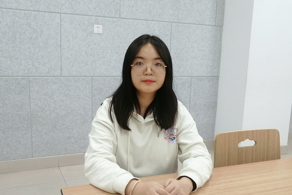 aad193b232b845d8a7b55a86a7770df0.jpg 冯叮萍_副本.jpg