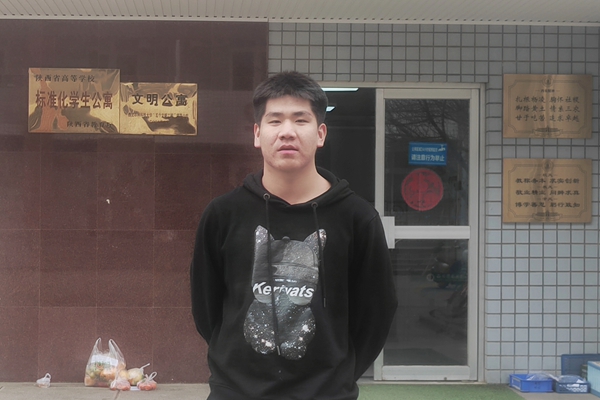 5a1e22d8cc204d84bf3af0aaaa6964c8.jpg 盛俊杰_副本.jpg